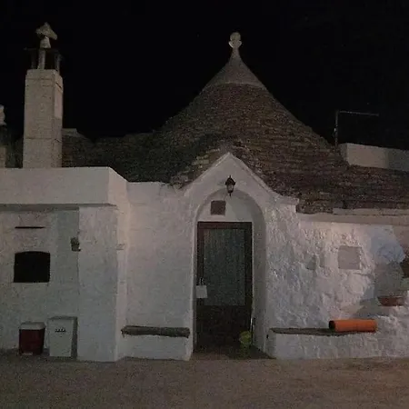 Trullo Negli Ulivi Pezze Di Greco